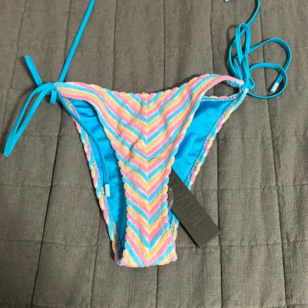 Triangl size small